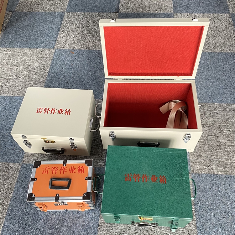 沙县爆破工程作业箱如何选择？玻璃钢与传统材质的全面对比